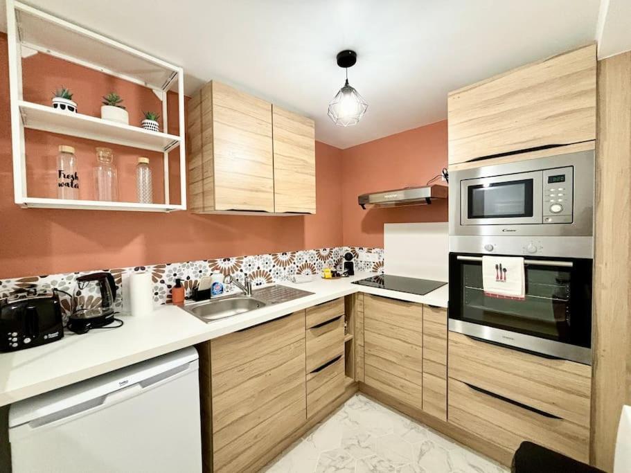 Independant, Confort Avec Terrasse Appartement *