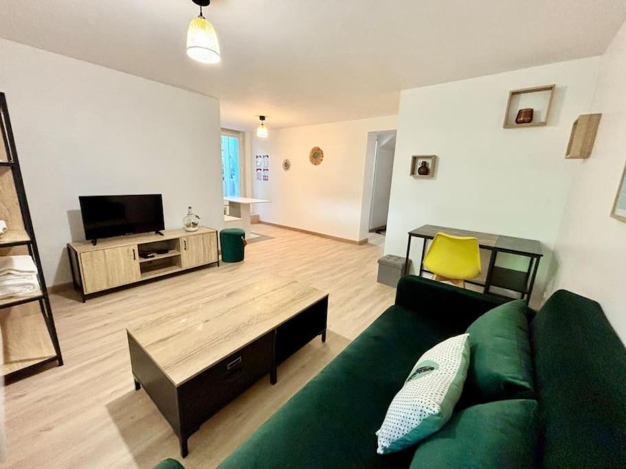 Appartement Independant, Confort Avec Terrasse